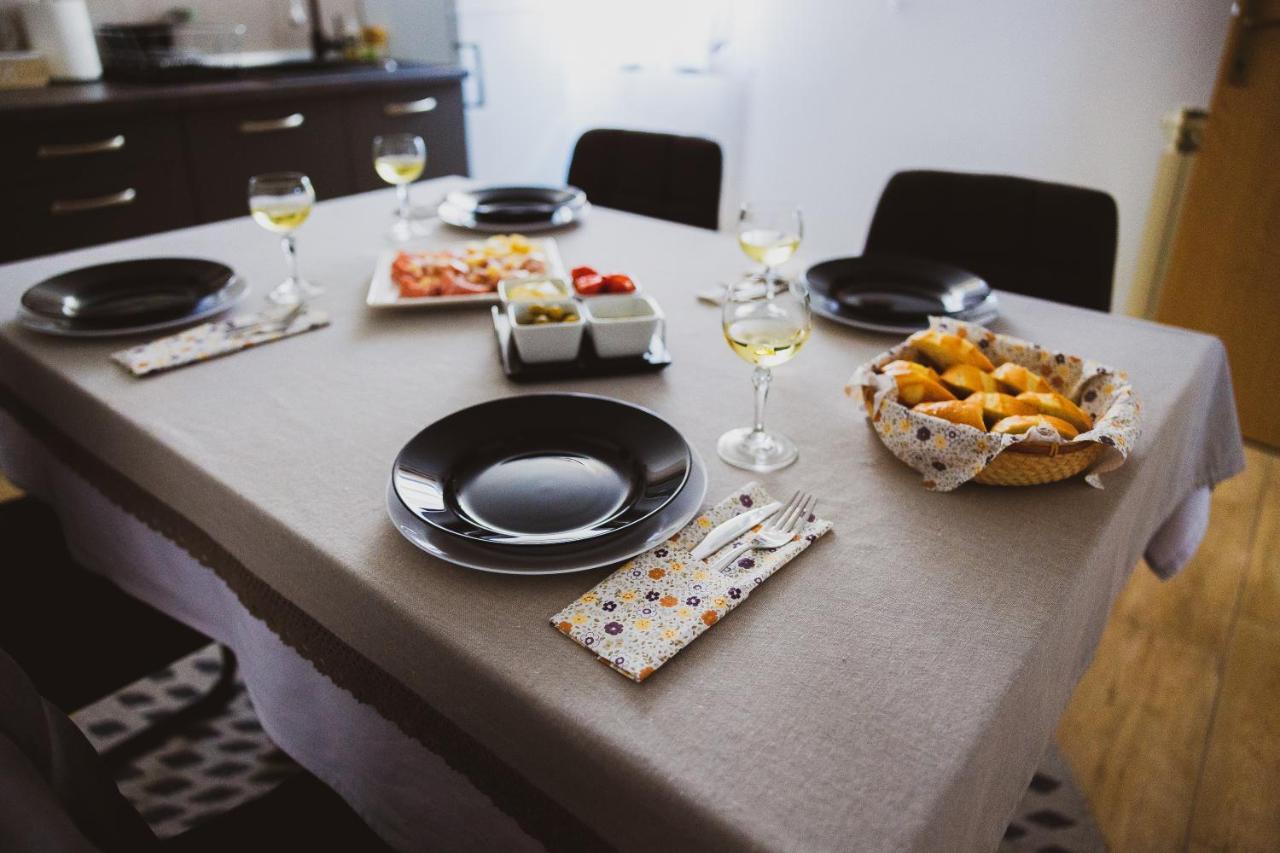 Soba I Apartman Dula 오굴린 외부 사진