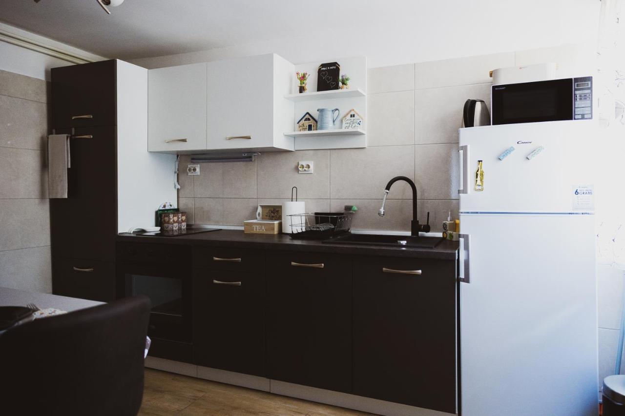 Soba I Apartman Dula 오굴린 외부 사진
